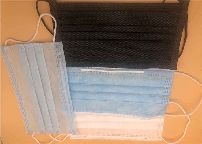 Masker Medis Sekali Pakai 3 Ply Pengait Telinga Memakai Kain Non Woven Ramah Kulit