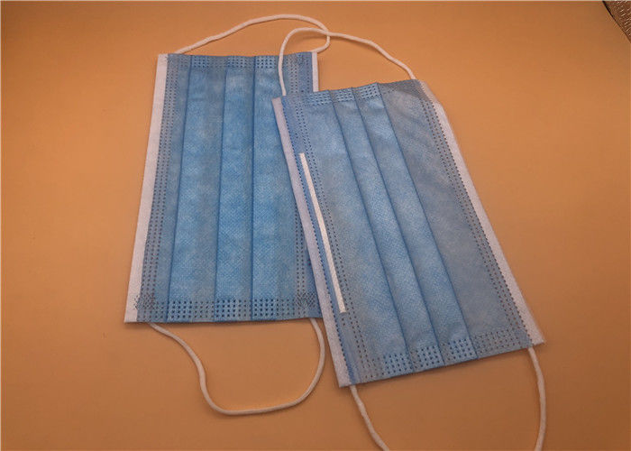Earloop Style 3 Ply Masker Wajah Bedah Multi Layered Fliud Resistant